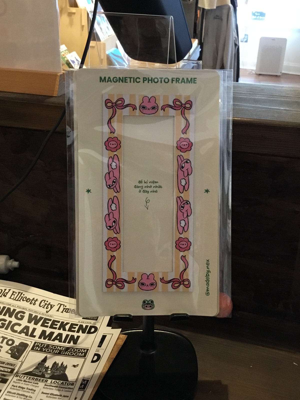 Magnetic photo frame small