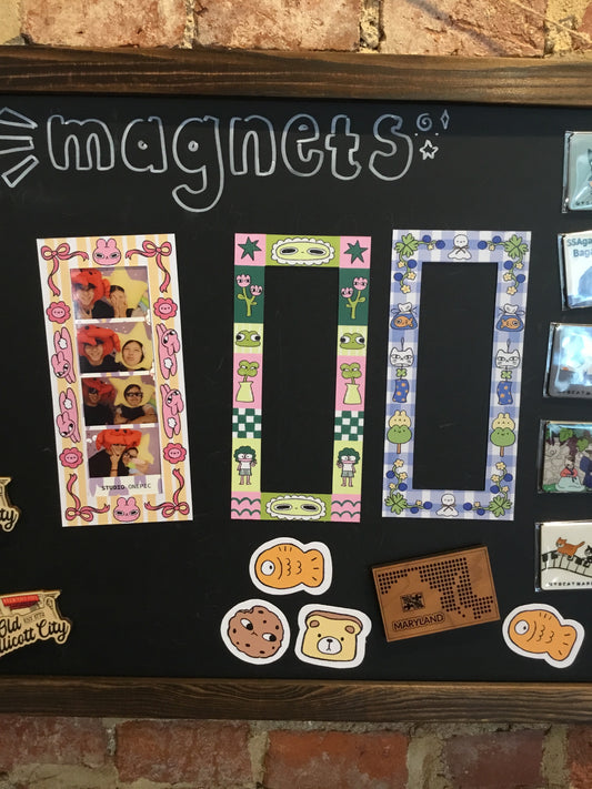 Magnetic photo frame small